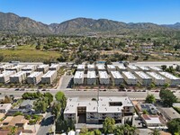 Building Photo - Updated 1BD/1BA Apartment in well maintain...