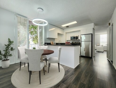 Interior Photo - 831 2nd Street