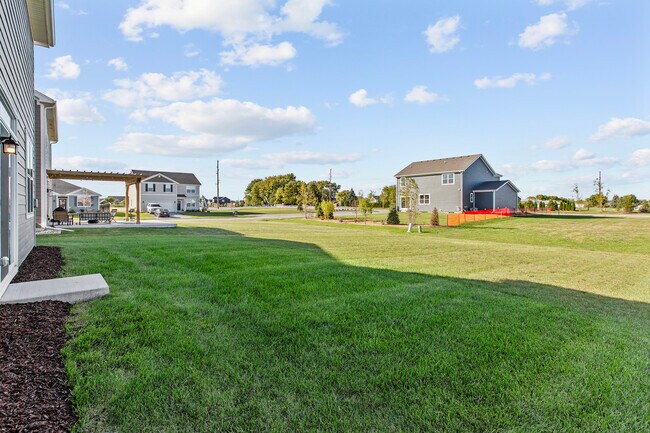 Building Photo - 7882 W 105th Pl