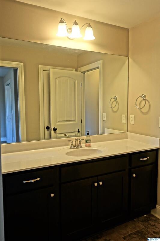 Building Photo - 1121 Towne Creek Pl NW