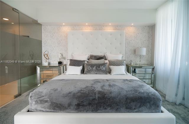 Building Photo - 650 NE 32nd St