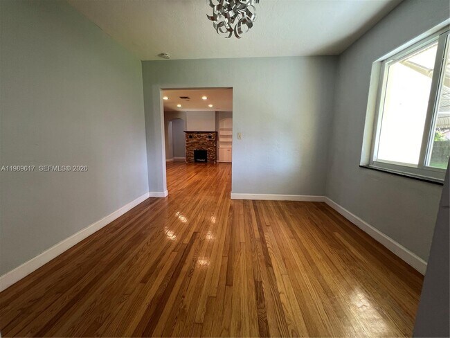 Building Photo - 432 Palmetto Dr