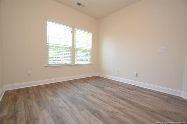 Building Photo - 506 N Tunstall Ave
