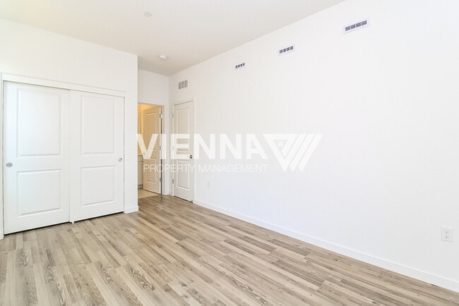Building Photo - 10106 Anadia Wy
