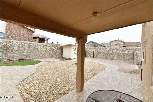 Building Photo - 12157 St Lucia Dr