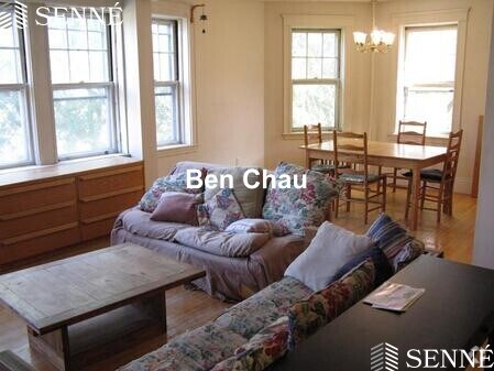 Building Photo - 44 Langdon St