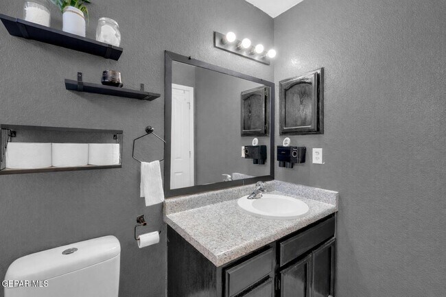 Building Photo - 3092 Tierra Bowles Dr