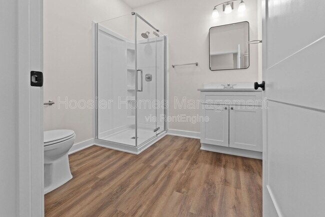 Building Photo - 4448 Evanston Ave