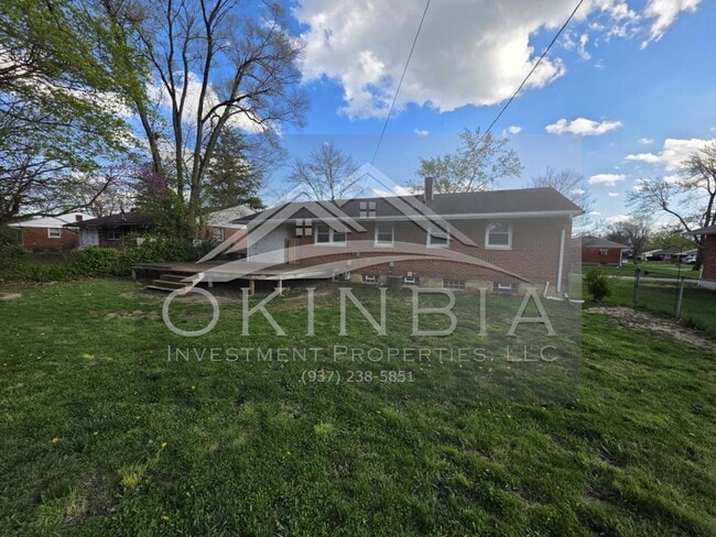 Building Photo - 4915 Rockland Dr