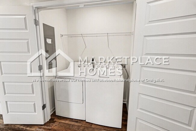 Building Photo - 14338 Firefly Ln