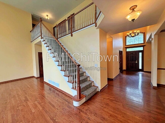 Building Photo - 2050 Rockland Dr