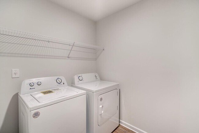 Building Photo - 420 Pt Pl Dr