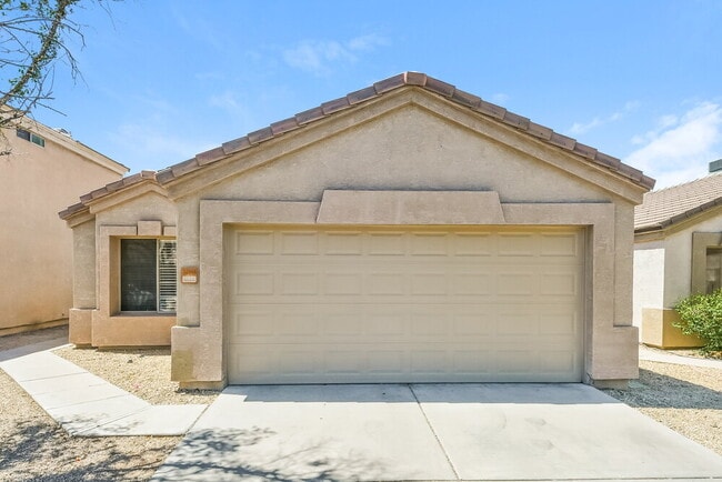 Building Photo - 10849 E Carol Ave