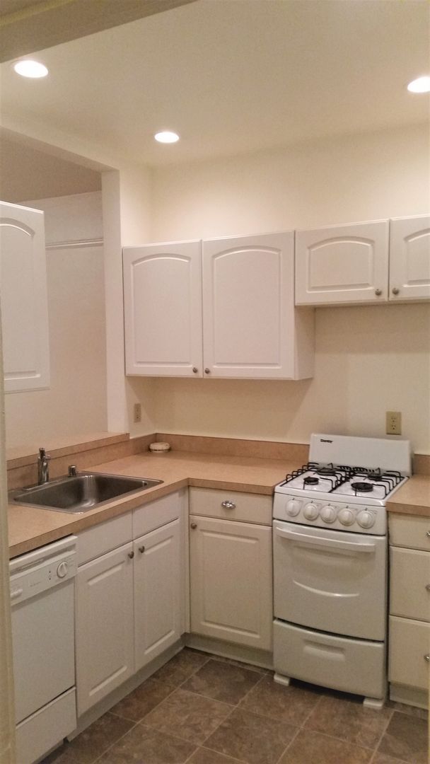 Interior Photo - Roxbury Apartments