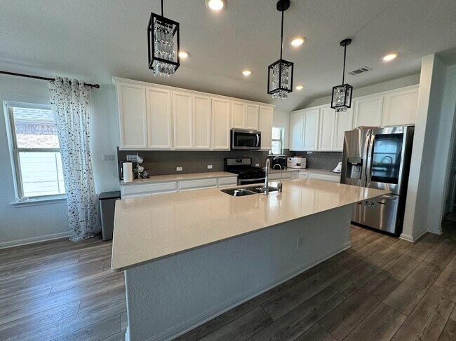 Building Photo - 3417 Arrieta Dr