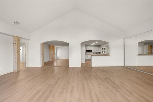 Building Photo - 8725 Erie Ln