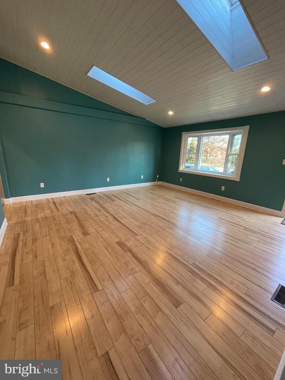 Building Photo - 2883 Williamstown Rd