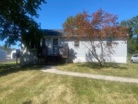 Building Photo - For Rent! Single Family Home in Owen J Roberts!