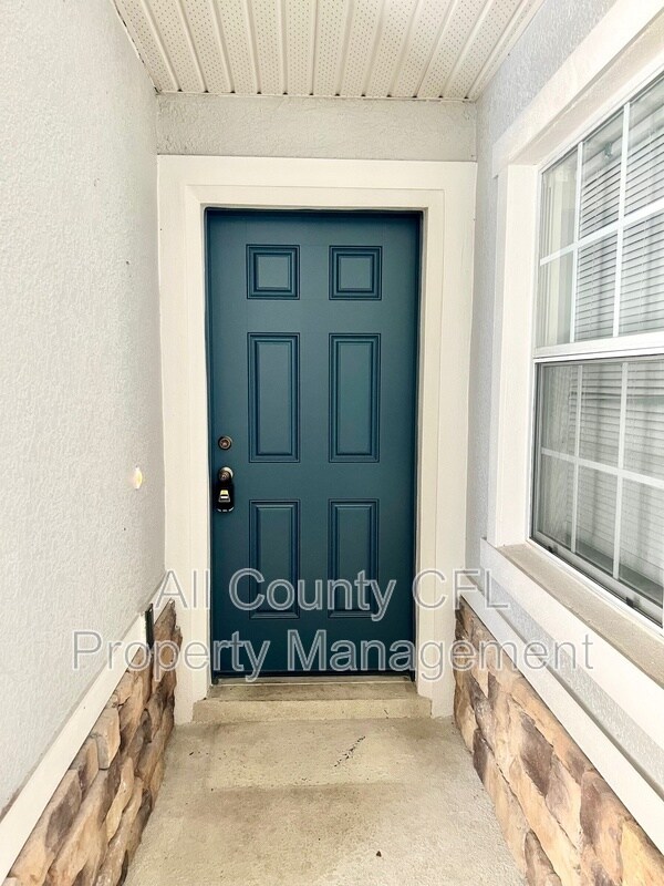 Building Photo - 2539 Aventurine St
