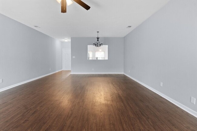 Building Photo - 3708 Gateway Pl