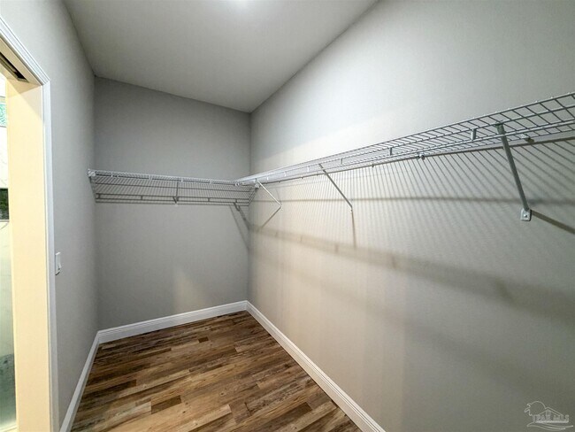 Building Photo - 1608 Toni St