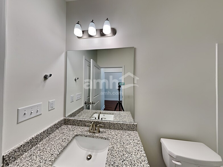 Building Photo - 1339 Ashlyn Ct