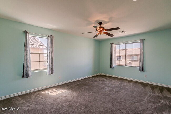 Building Photo - 4592 E Gleneagle Dr