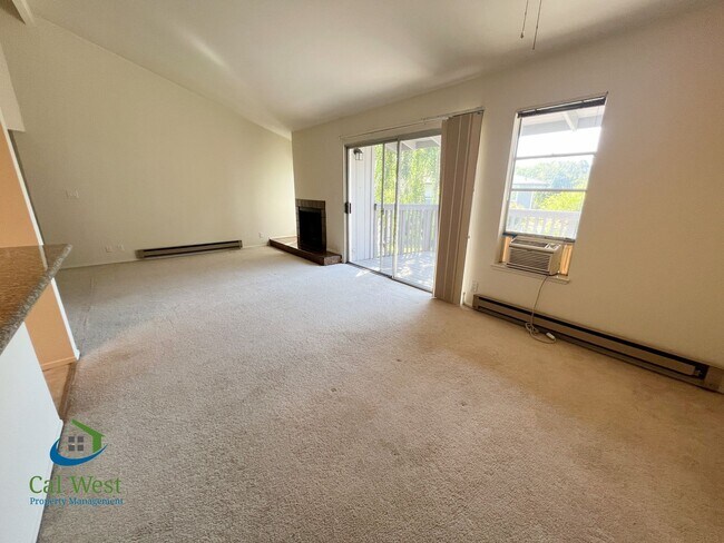 Building Photo - 2212 Almaden Rd
