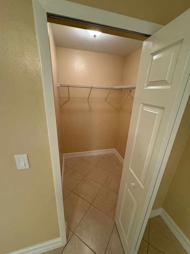 Building Photo - A-6 CALL OWNER FOR REPAIRS FIRST