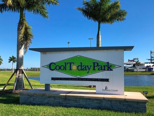 Building Photo - 3BR/2.5BA/1CG Townhome in Gran Paradiso