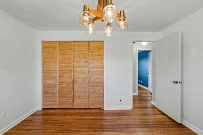 Building Photo - 4 bed, 2 bath single-level home in quiet West Salem neighborhood!