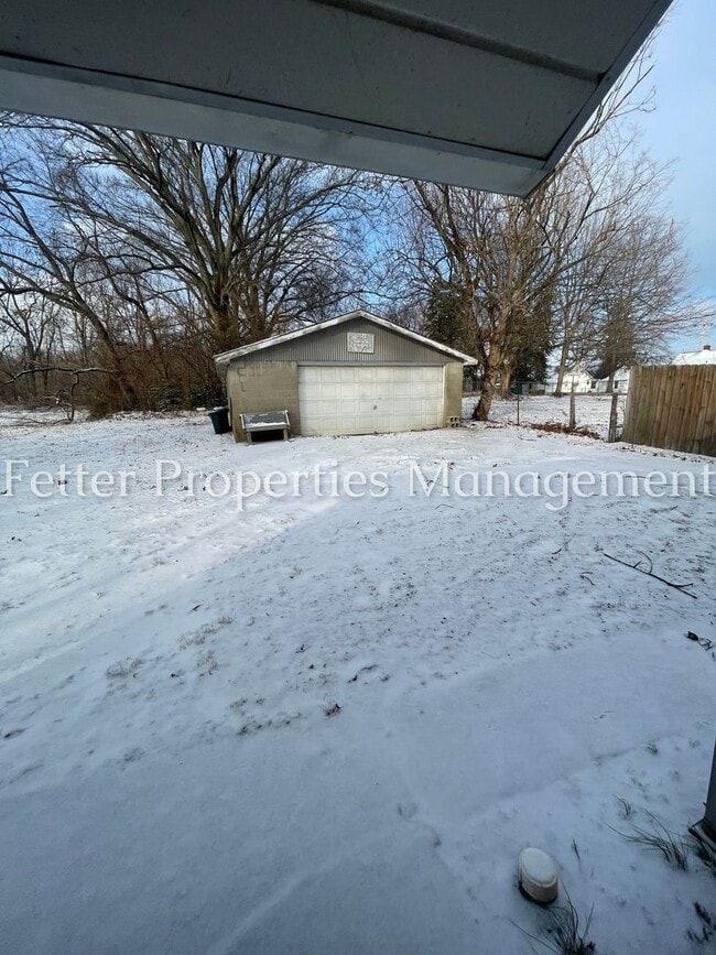 Building Photo - First Month's Rent Half Price!