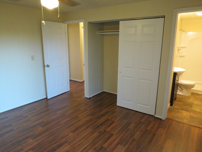 Building Photo - 1269 Falene Pl