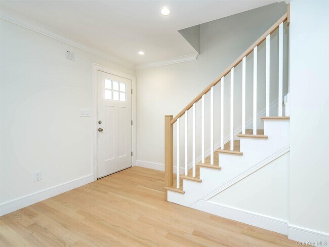 Building Photo - 23 Marwood Rd N