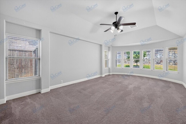 Building Photo - 911 Birchwood Dr