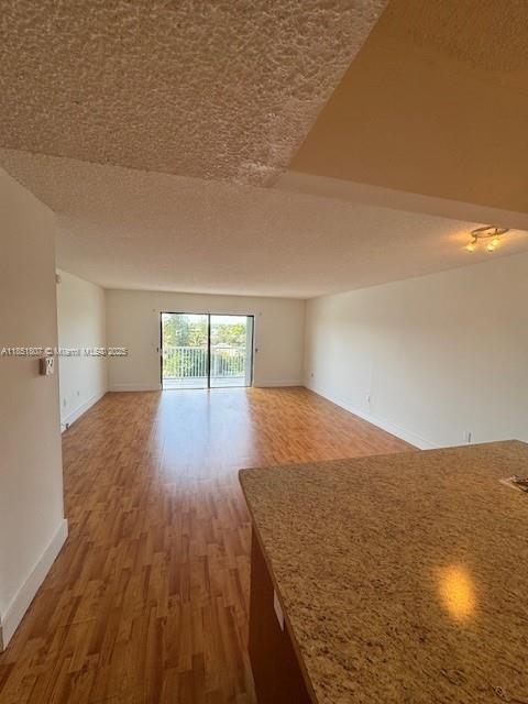 Building Photo - 130 S Shore Dr