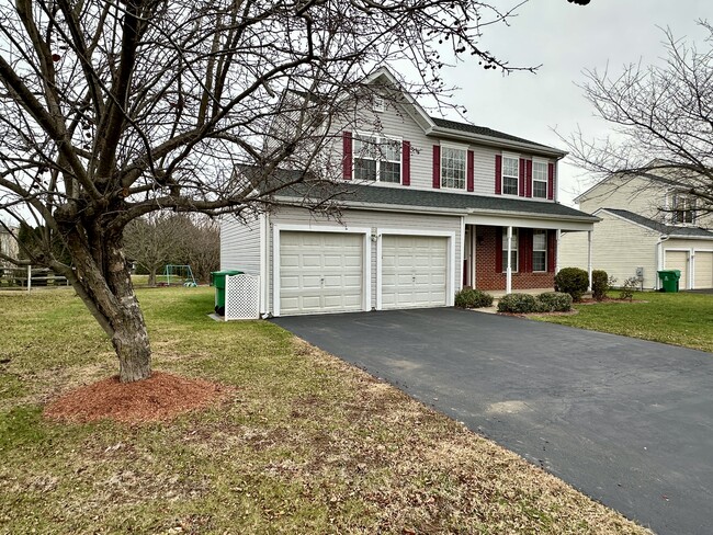 Building Photo - 30 Kristin Ct