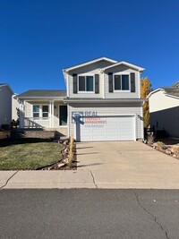 Building Photo - 9597 Fox Den Dr