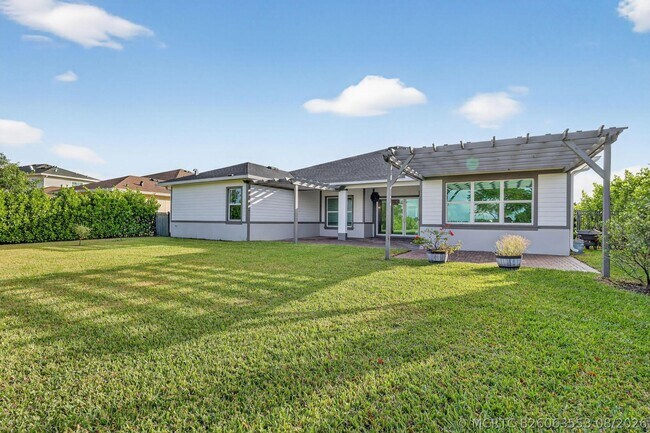 Building Photo - 799 Hookline Cir