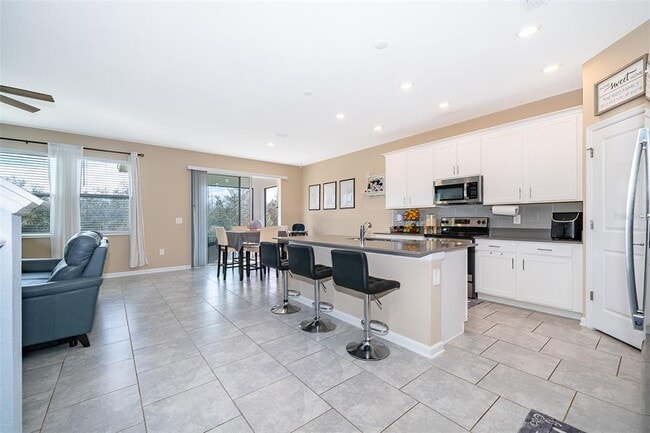 Building Photo - 187 Aces High Ln