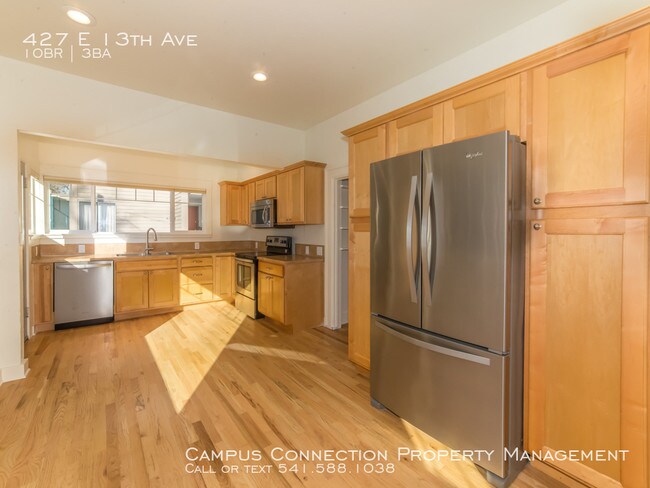Building Photo - 427 E 13th Ave
