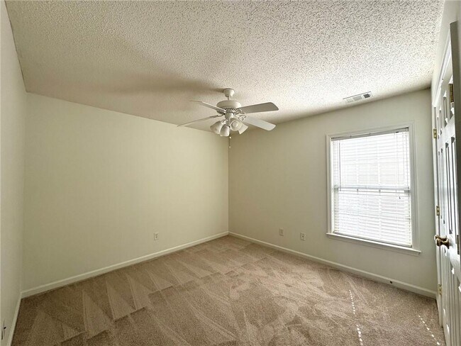 Building Photo - 527 Mullein Trace