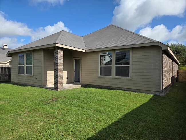 Building Photo - 8206 Summer Lake Pass Ln