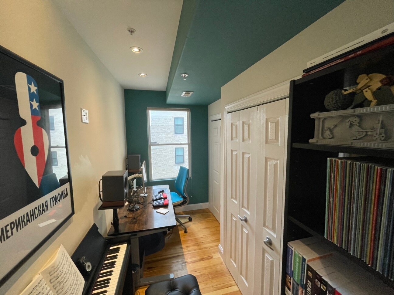 Building Photo - 2650 15th St NW