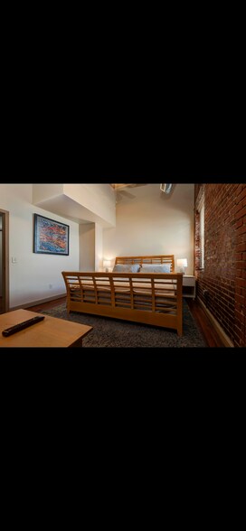 Building Photo - 430 S Campbell Ave