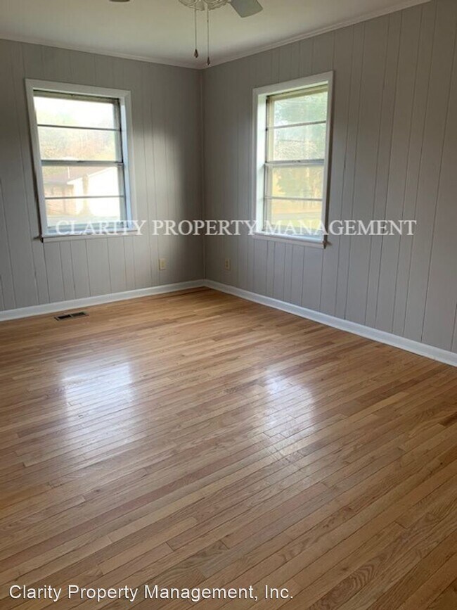 Building Photo - 4 br, 2 bath House - 142 Byrd Rd. NE