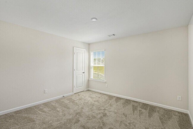 Building Photo - 489 Samara Ct