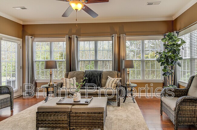 Building Photo - 4077 Cosway Ct