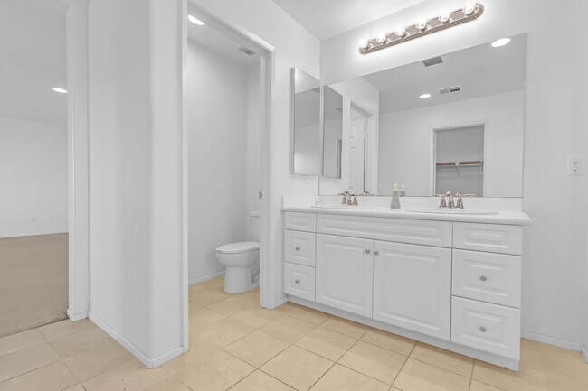 Building Photo - 4896 Stits Cir
