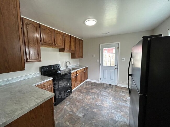 Building Photo - 2315 Nomad Ave